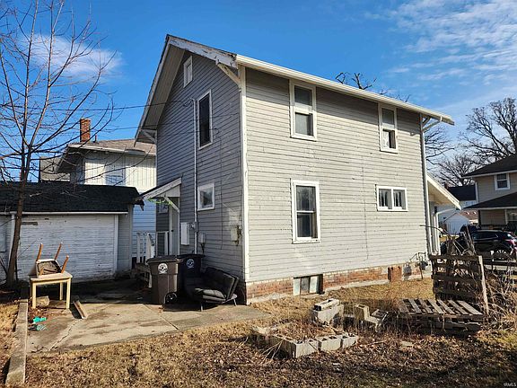 4th image of this home