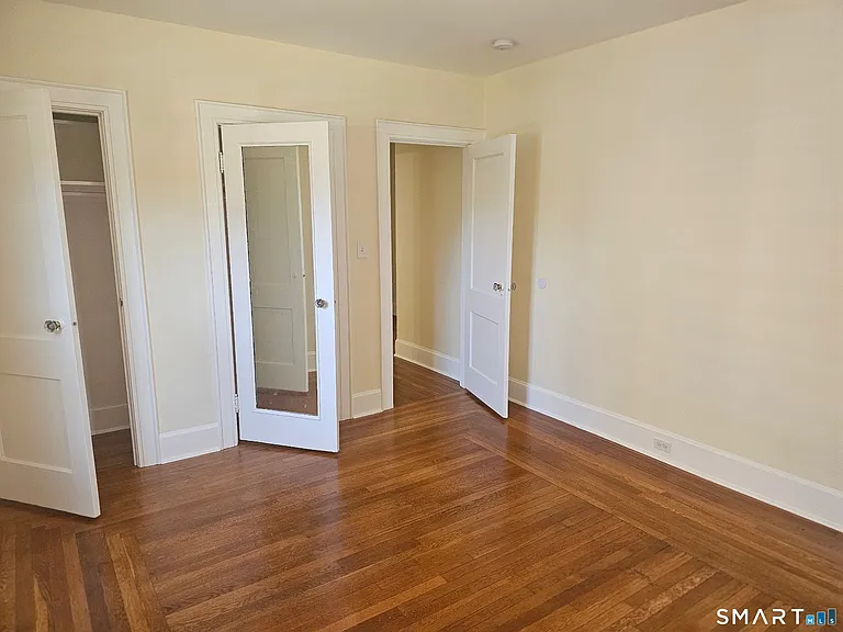 380 McKinley Ave #1 — Photo 16