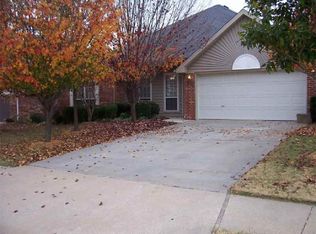 3609 W Beech Dr, Rogers, AR 72756
