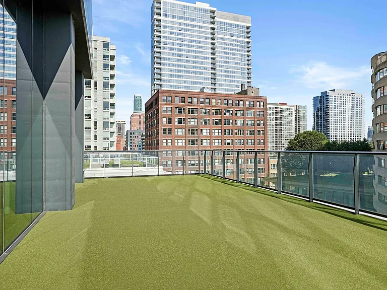 234 W Polk St #3/2 — Photo 16