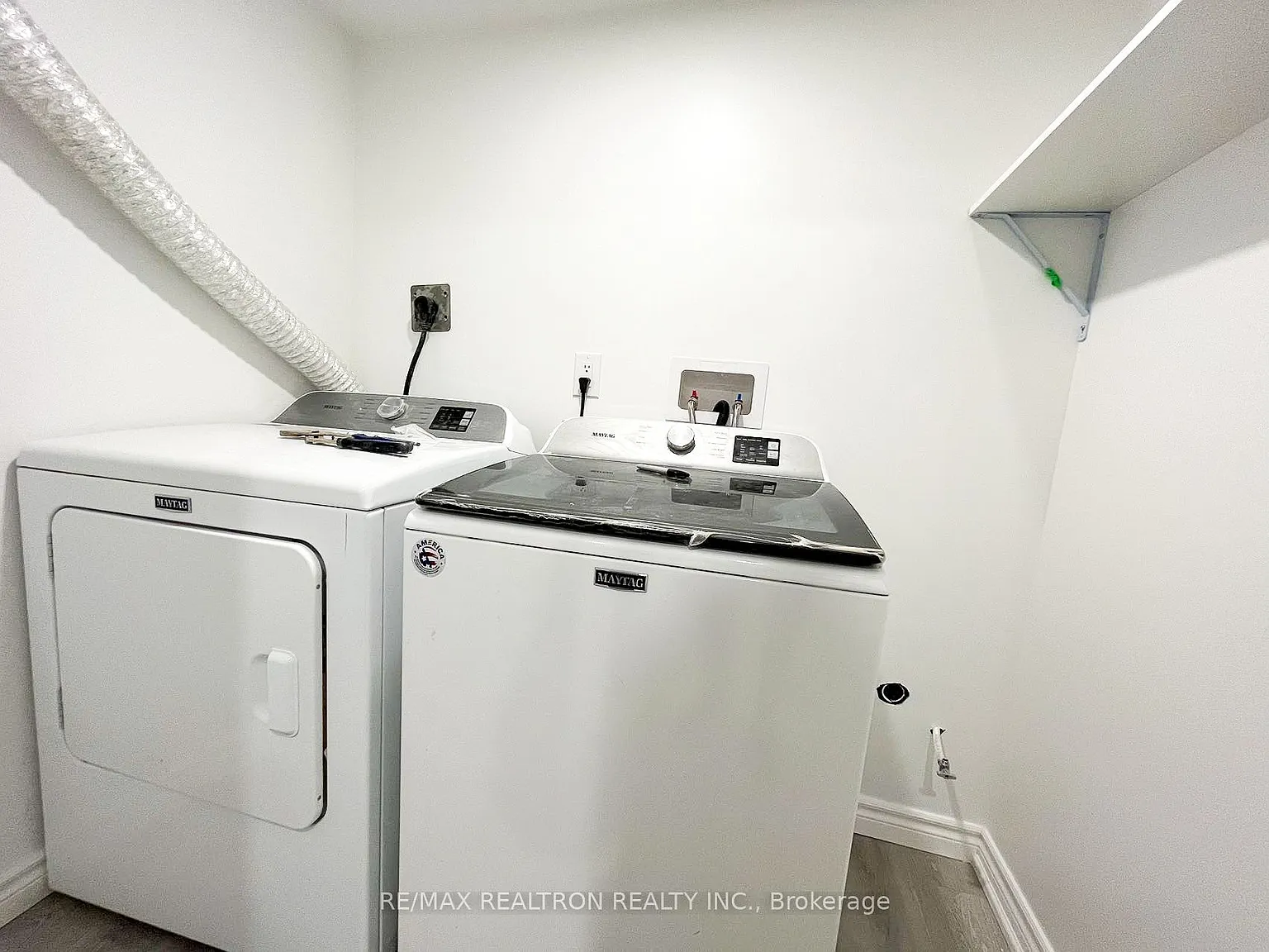 3 bed, $3,000 — Photo 3