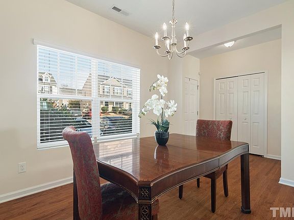5th image of 1304 Cozart St Unit 312