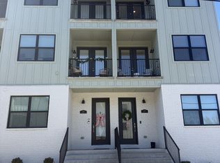 707 N Whitham Ave #1, Fayetteville, AR 72701