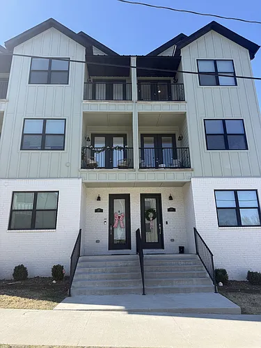 619 N Whitham Ave #1 Photo 1