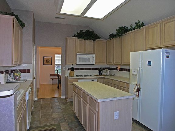 Island Kitchen