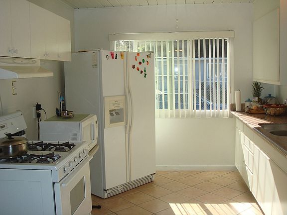 2nd image of 449 Jennifer Dr