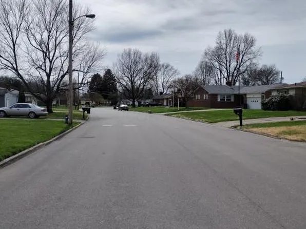 272 Whittier Dr N, Lancaster, OH 43130