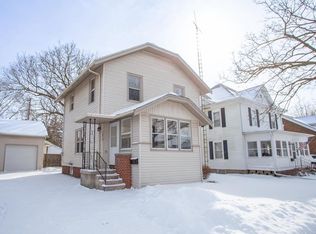 1610 17th Ave, Monroe, WI 53566