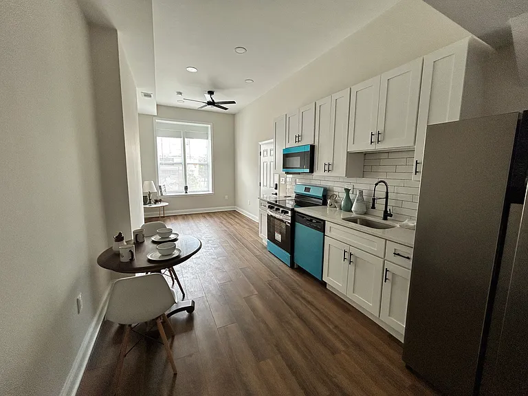 1042 Edmondson Ave #2 — Photo 5