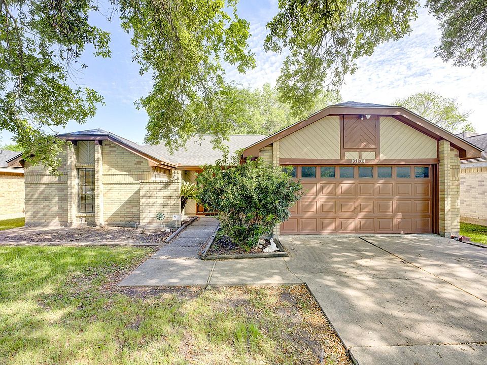 1st image of 16134 Beechnut St