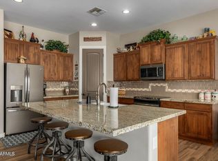 37262 N Sierra Vista Dr, San Tan Valley, AZ 85140