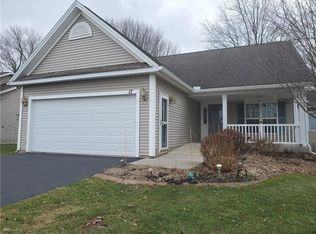 17 Winter Rdg, Spencerport, NY 14559