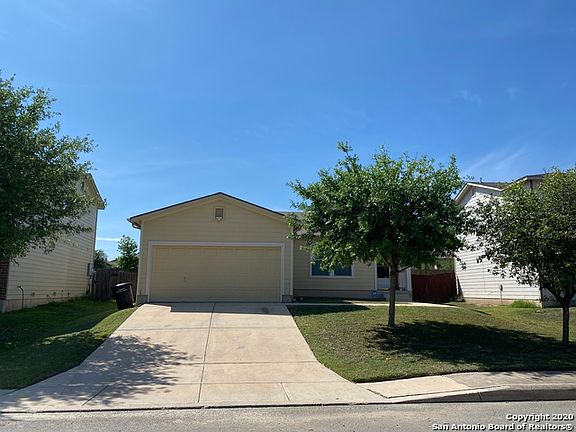3rd image of 411 Orchard Willow