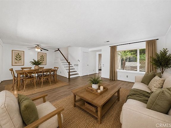5th image of 29616 Oakwood Ct