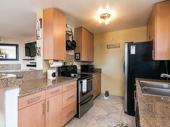 2nd image of 900 E Mission Ave APT 1
