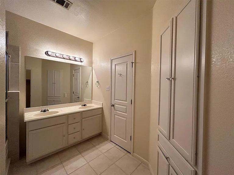 4620 W William Cannon Dr #5 — Photo 17