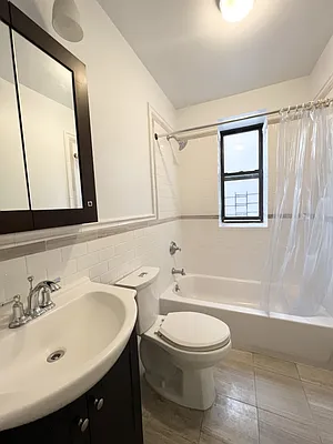 Rented by AZ REALTY NYC LLC | media 12