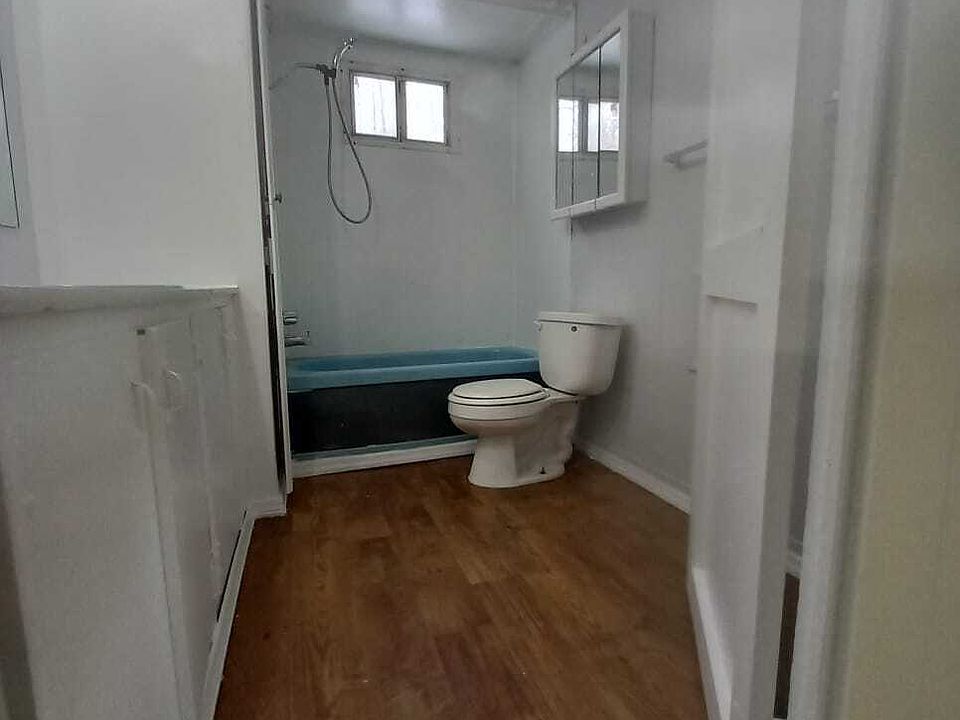 2nd image of 20 Barringer Blvd