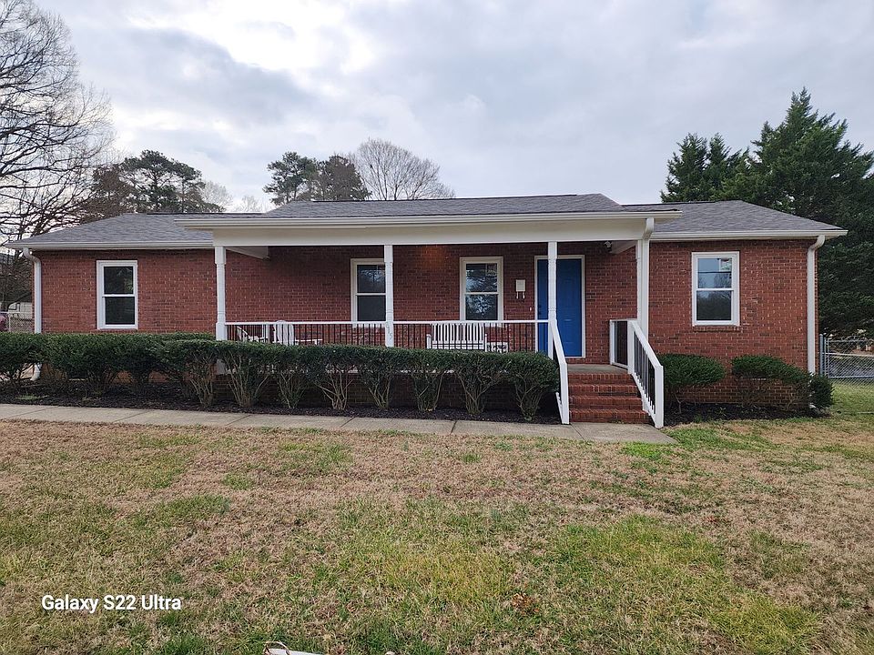 1st image of 815 Norton Dr