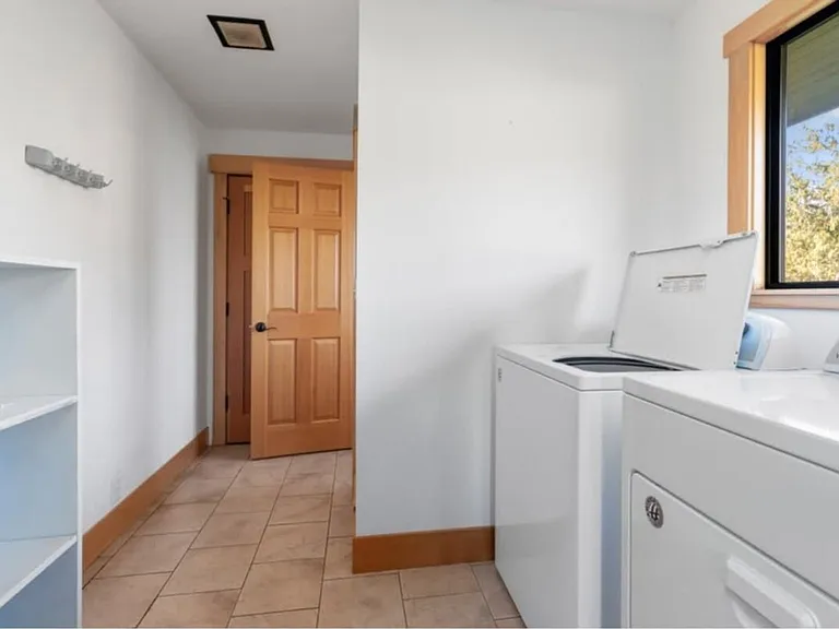 Laundry Room Cabinet