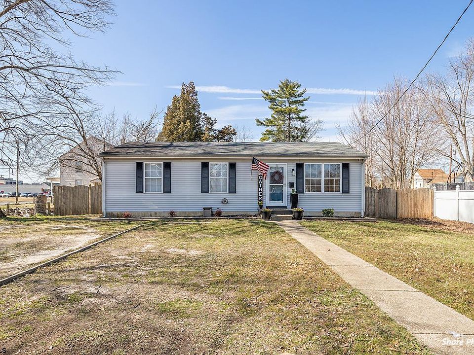 105 Saint Louis Ave Egg Harbor City, NJ, 08215 Apartments for Rent