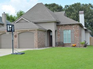 123 Range Dr, Lafayette, LA 70508