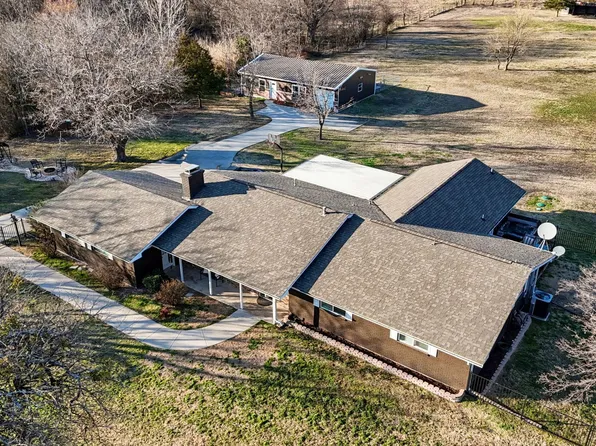 3120 Fm 499, Greenville, TX 75401