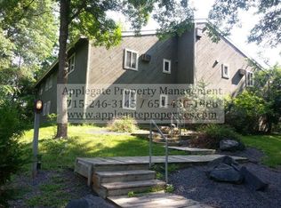 812 Chisago St APT 8, Taylors Falls, MN 55084
