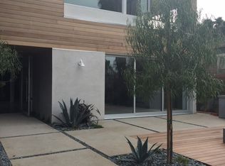 518 Santa Clara Ave, Venice, CA 90291