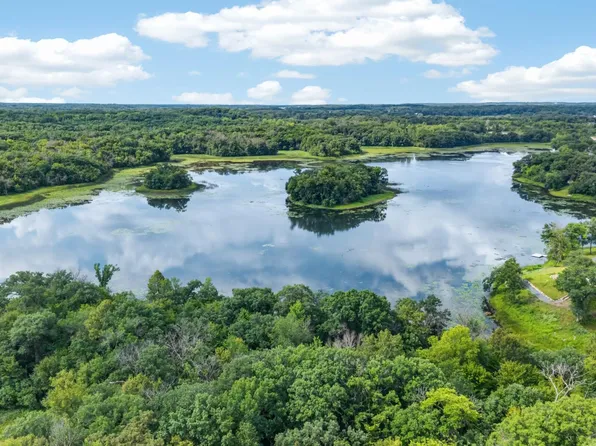 4729 Linden Cove Ln, Savage, MN 55378