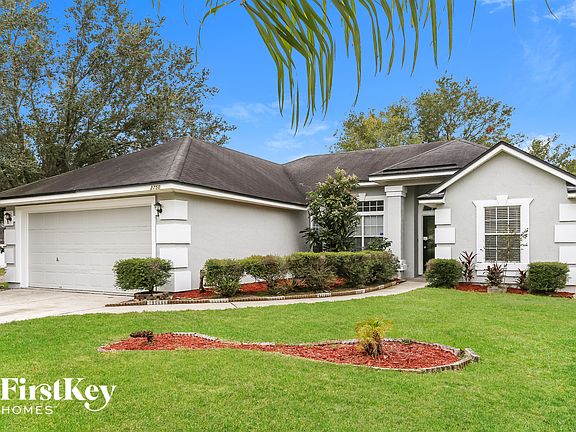 2nd image of 2750 Coachman Lakes Dr