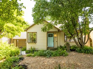 3004 SE 65th Ave, Portland, OR 97206