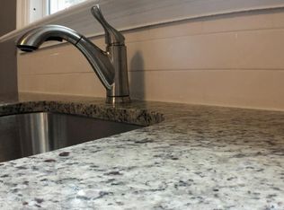 16 Ford St, Hamden, CT 06517