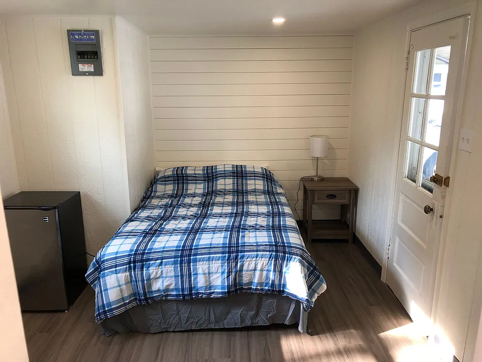 Cozee Court Lodging