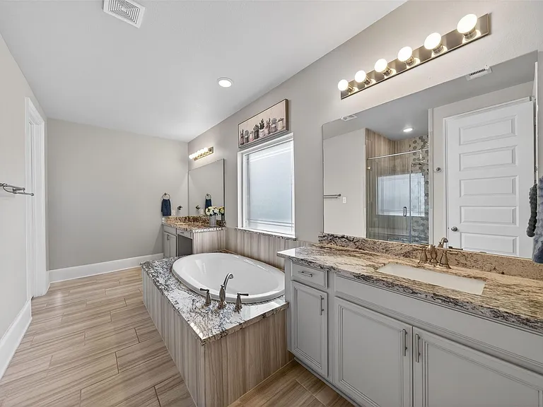 9555 Pappas Creek Ct — Photo 31