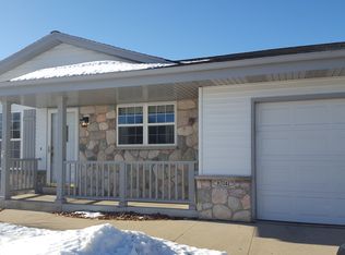 10741 S Richard Rd, Oak Creek, WI 53154