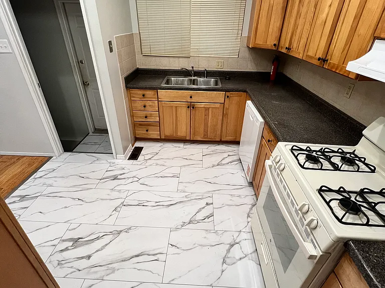 345 Moule Dr — Photo 14