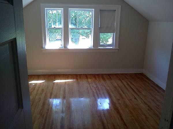 2nd image of 3351 Lyndale Ave N