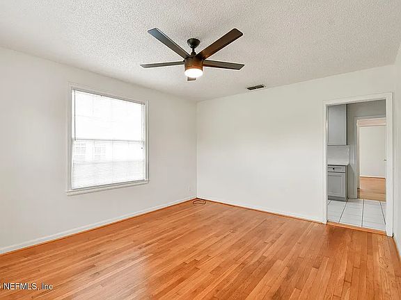 4th image of 3658 Herschel St APT 3