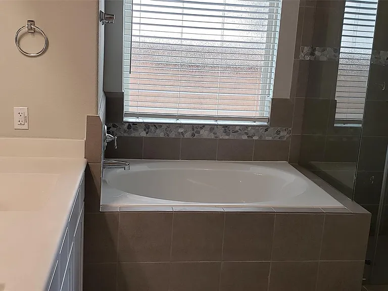 12026 Lagarda Ct — Photo 14