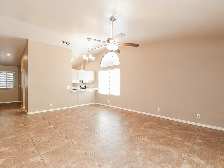 921 S Val Vista Dr #138 — Photo 7