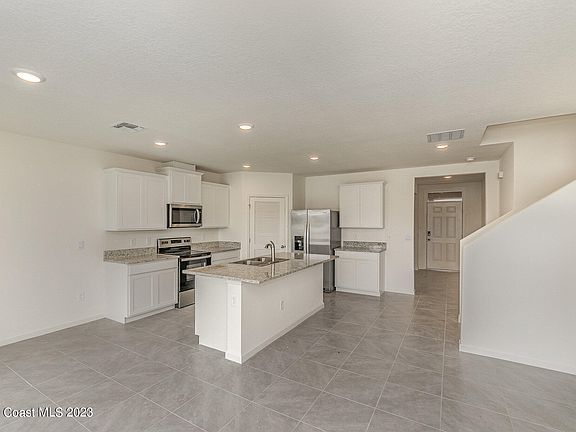4th image of 6905 Topaz Dr