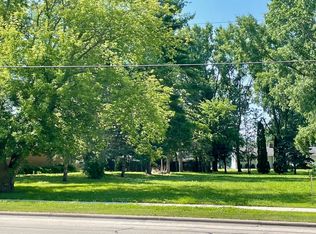 2224 E Allouez Ave, Green Bay, WI 54311