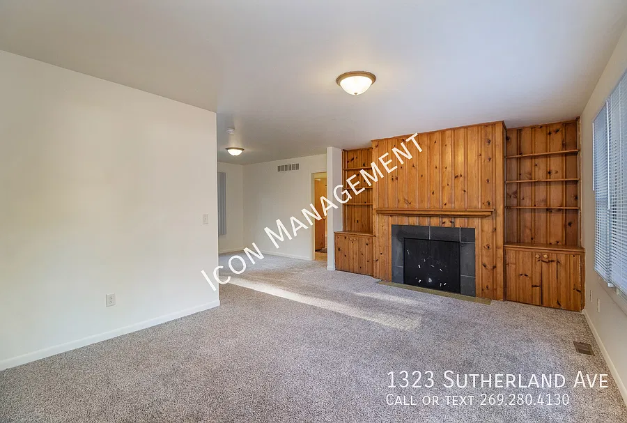 Pre-Leasing For Aug 2027 - Wmu Area House! — Photo 2