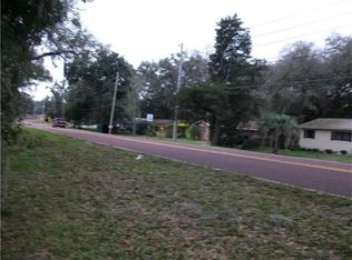 201 Willard Ave, Fruitland Park, FL 34731