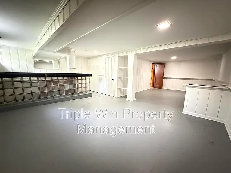 945 Paddock Dr — Photo 38