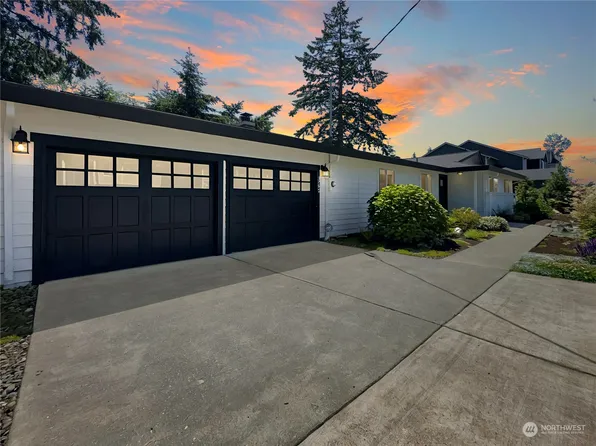 3902 177th Place SW, Lynnwood, WA 98037