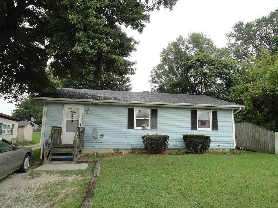 2nd image of 1004 N Main St
