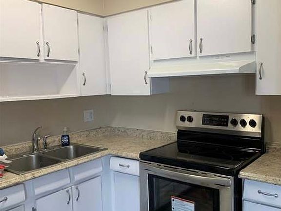 2nd image of 6504 Bourbon Way