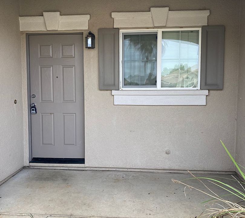1st image of 336 Eagle Dr